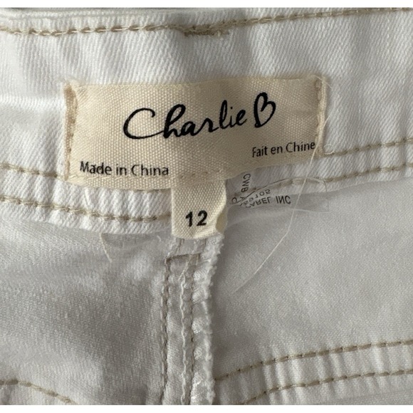 NEW Charlie B Bootcut Embroidered Jeans White Women's 12 x 31" - Picture 9 of 13
